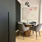 アパート Luxury Modern With Balcony - Near Center *